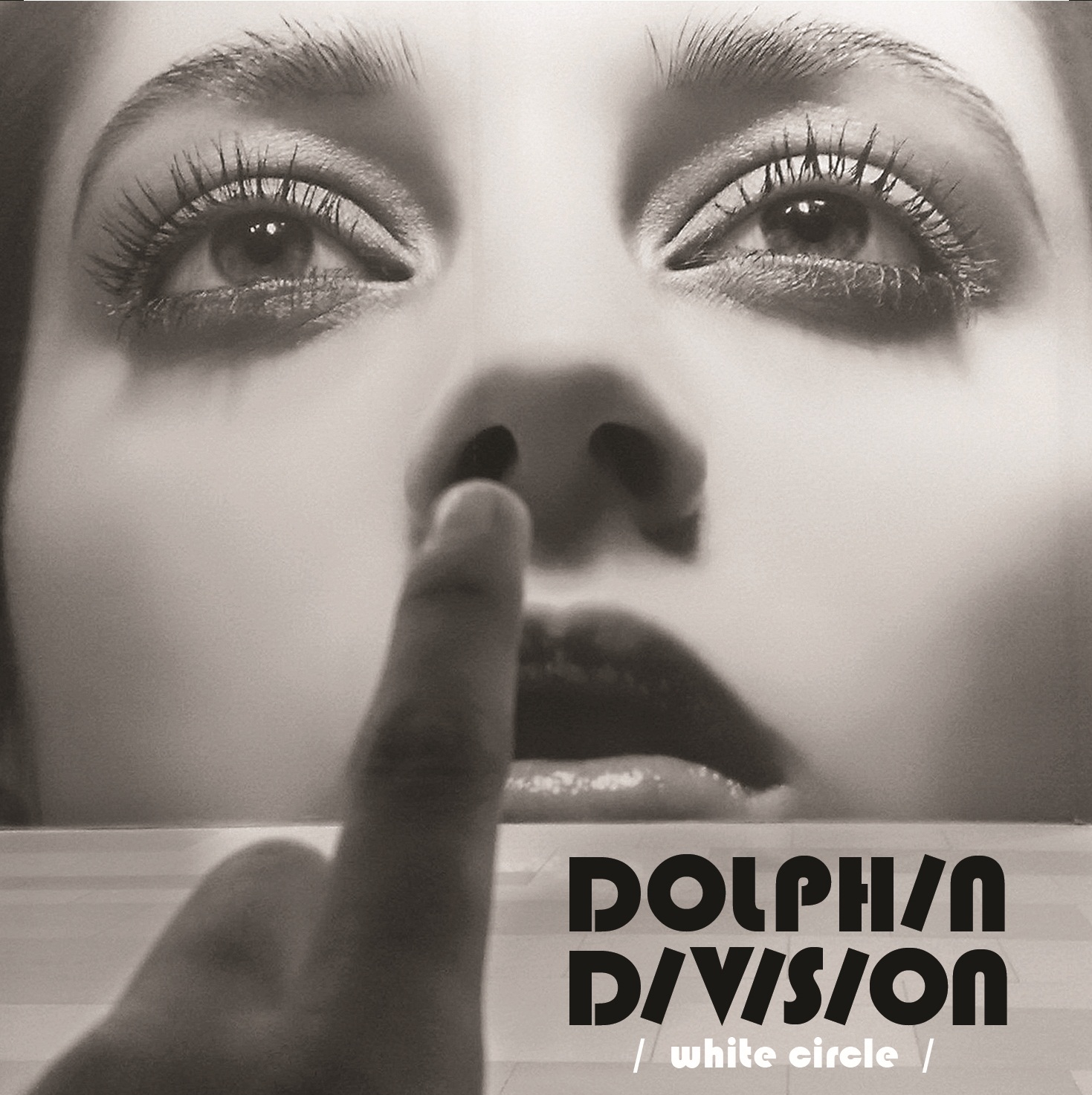 Dolphin Division – White Circle