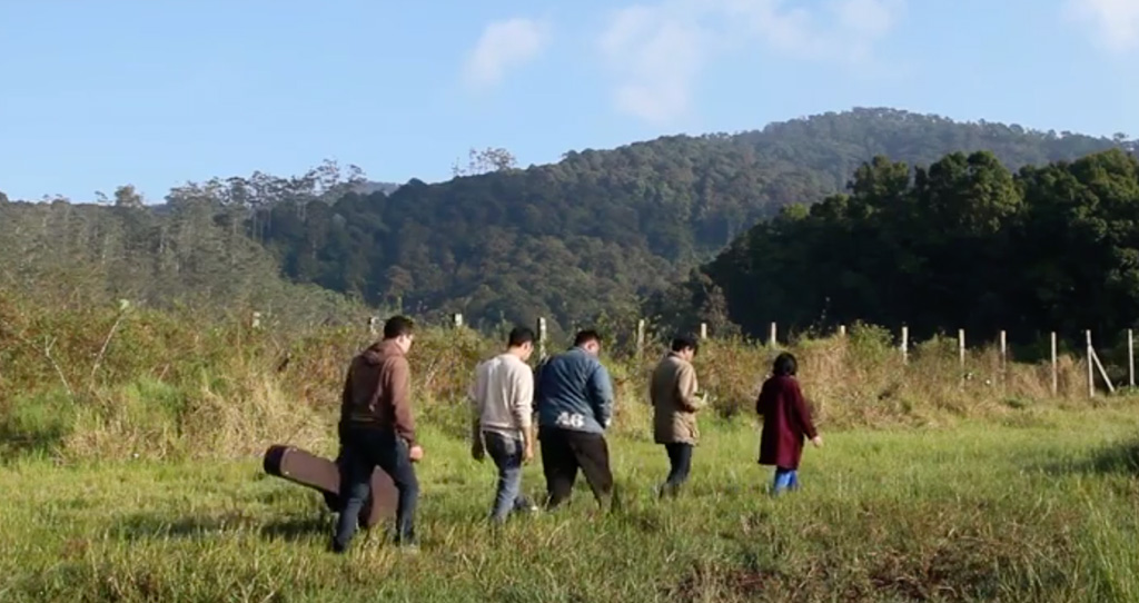 (video clip) Spring Summer – Coming Home