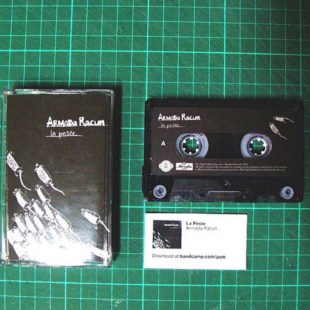 Armada Racun merilis ulang La Peste dalam format kaset.