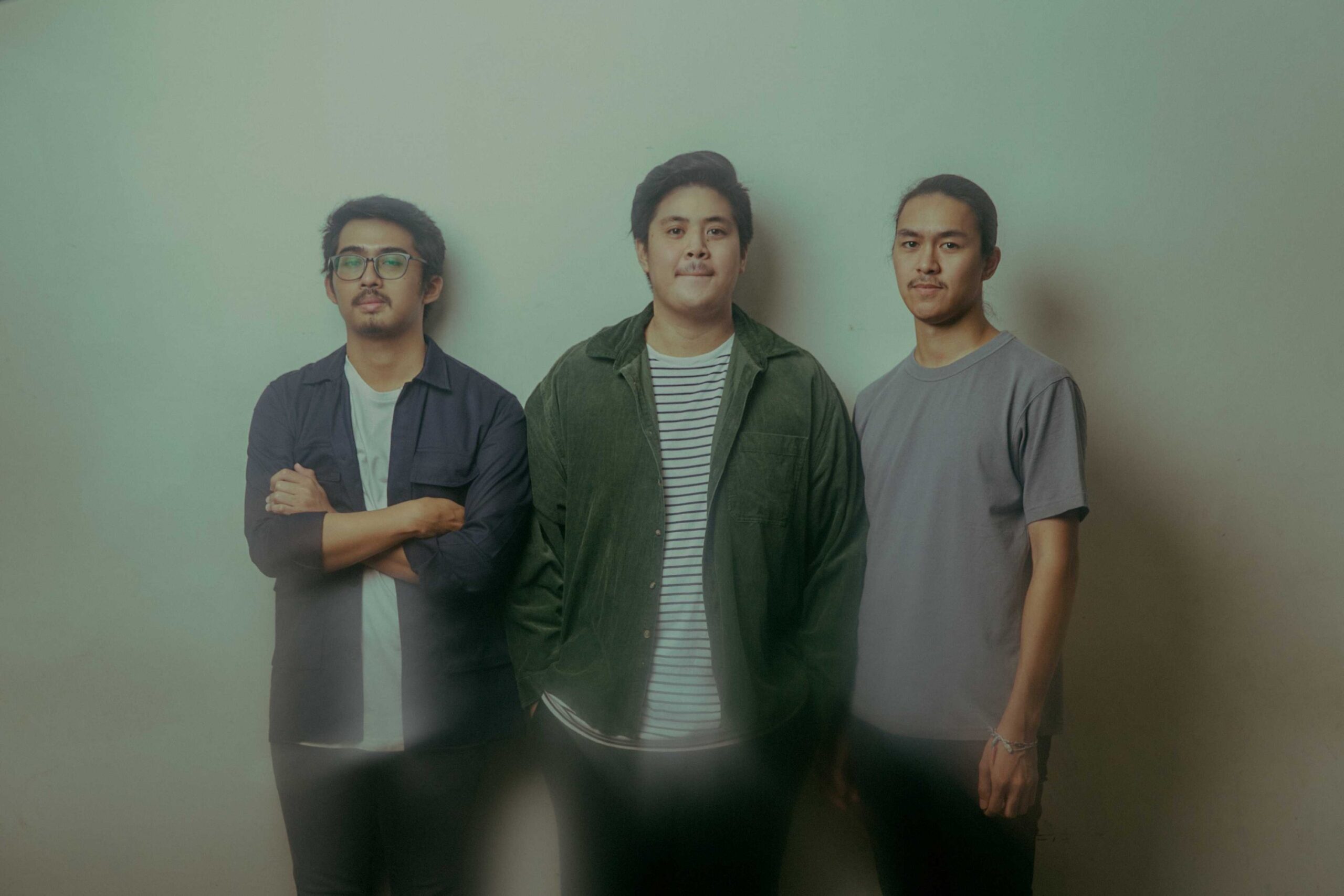 Glaskaca, Putih dan Iga Massardi